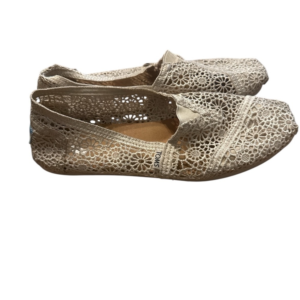 Toms Cream Perforated Flats for Elegant Comfort - Picture 4 of 6